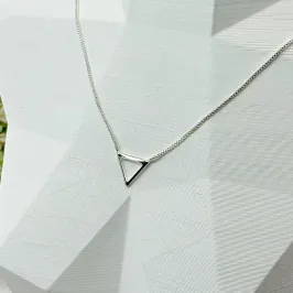 COLAR TRIÂNGULO VAZADO CP1772