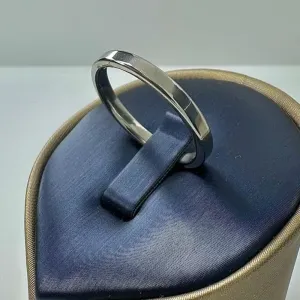 ALIANÇA QUADRADA FINA 3MM AS1483