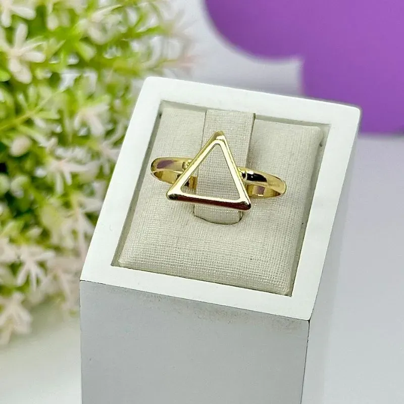 ANEL TRIÂNGULO VAZADO AO1765