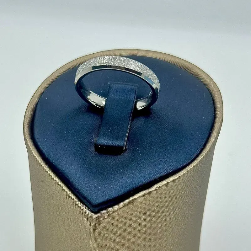 ALIANÇA QUADRADA BRILHANTES 4MM AÇO 316L AS1900