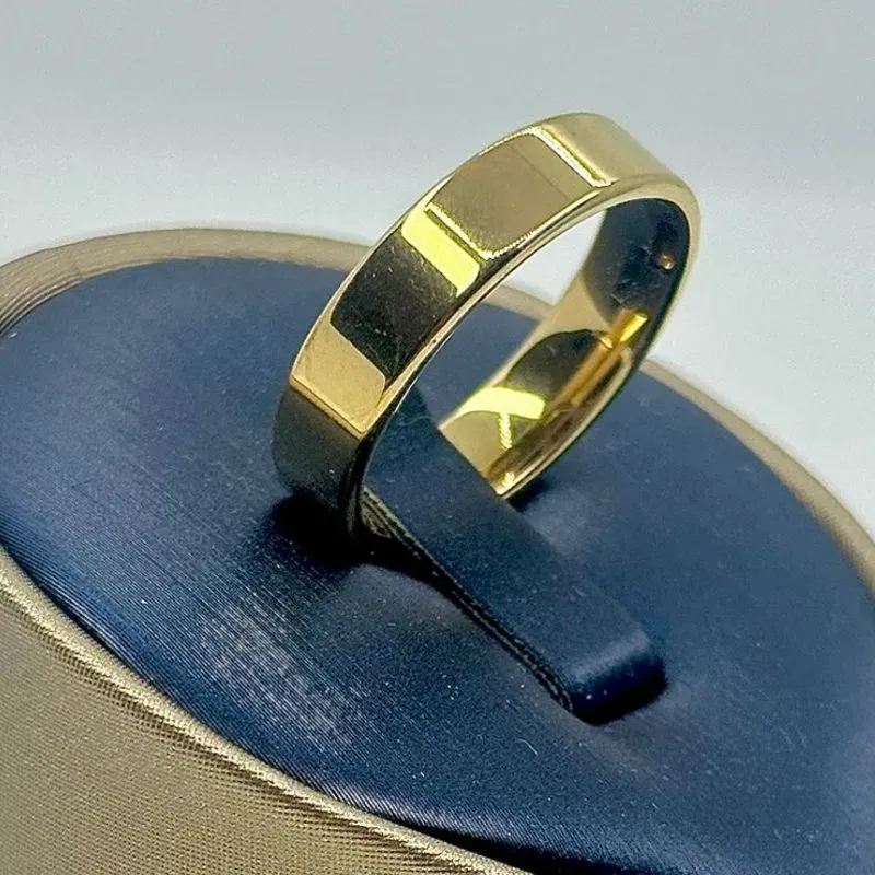 ALIANÇA QUADRADA LISA 6MM AÇO 316L AOS1904