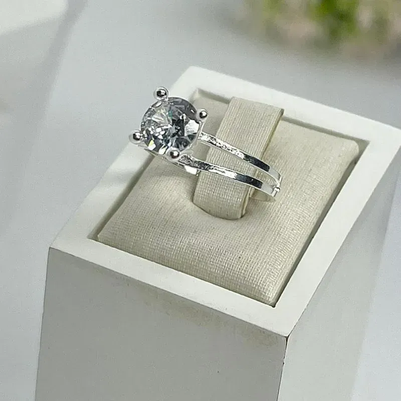 ANEL SOLITÁRIO GARRA ALTA PEDRA 8MM AP2015