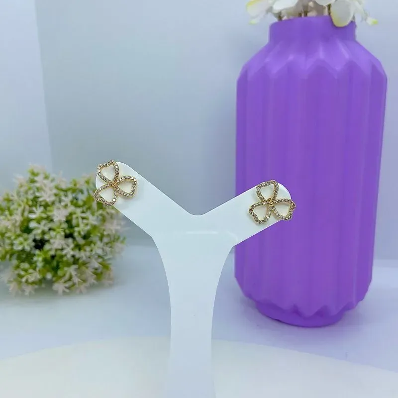 BRINCO FLOR PÉTALAS CORAÇÃO CRAVEJADO BO2523