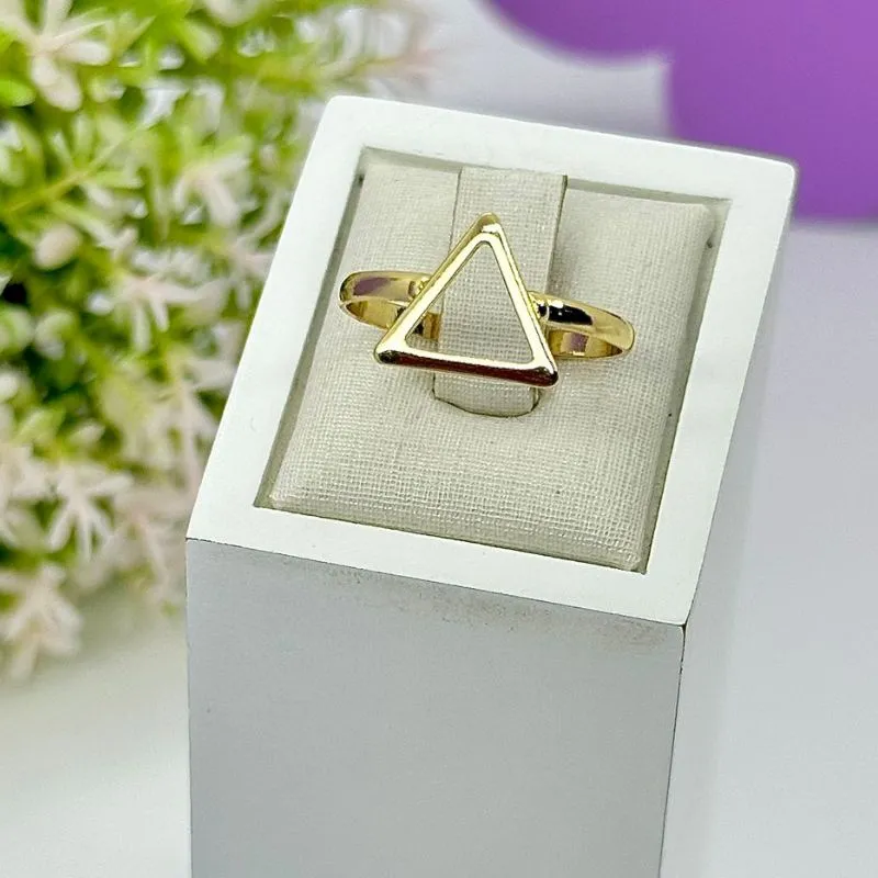 ANEL TRIÂNGULO VAZADO AO1765