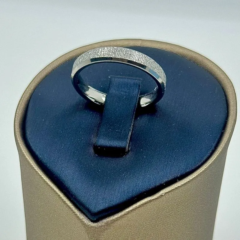 ALIANÇA QUADRADA BRILHANTES 4MM AÇO 316L AS1900