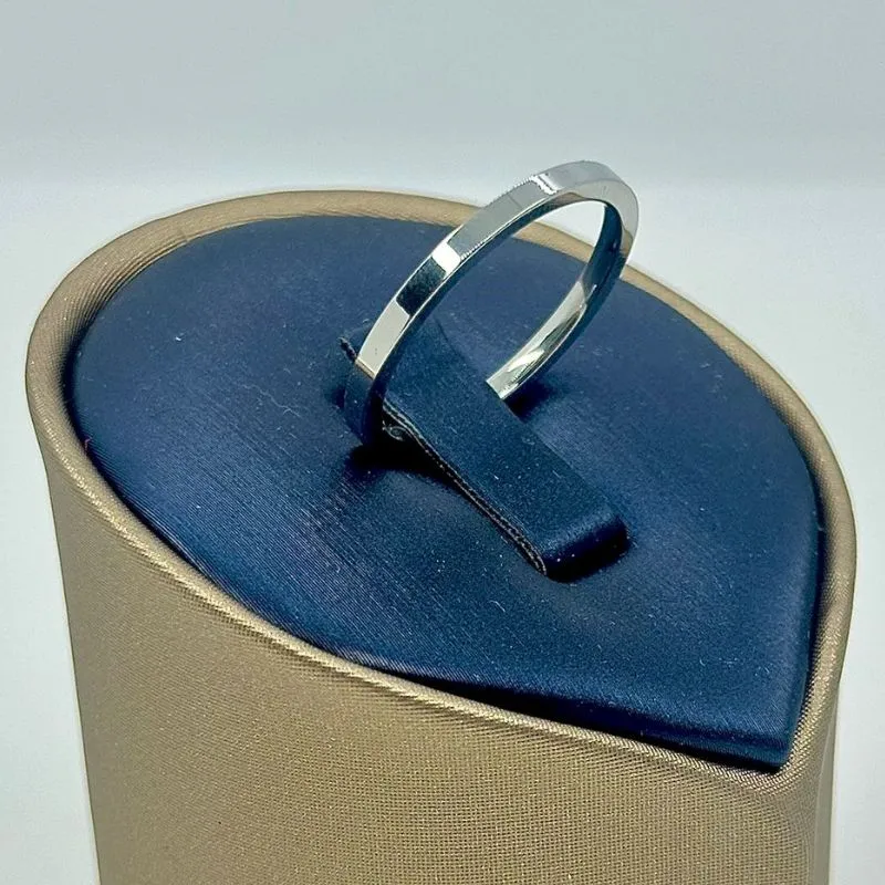 ALIANÇA QUADRADA FINA 2MM AÇO 316L AS1897