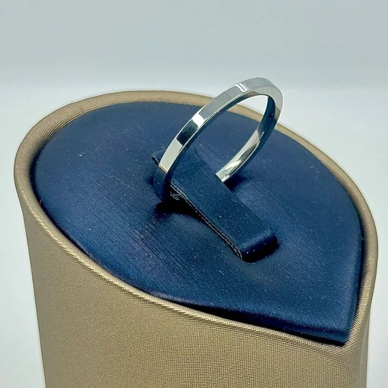 ALIANÇA QUADRADA FINA 2MM AÇO 316L AS1897