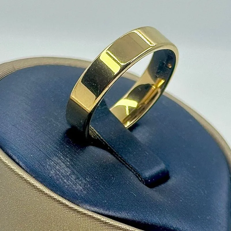 ALIANÇA QUADRADA LISA 6MM AÇO 316L AOS1904