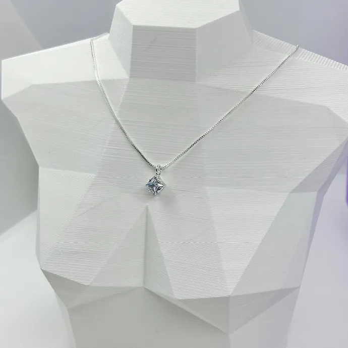 COLAR PONTO DE LUZ PEDRA QUADRADA CP1785