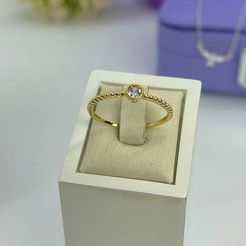 ANEL APARADOR PONTILHADOS E PONTO DE LUZ AO2021