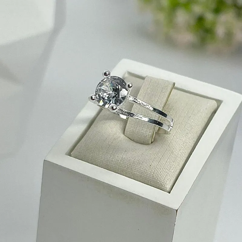 ANEL SOLITÁRIO GARRA ALTA PEDRA 8MM AP2015