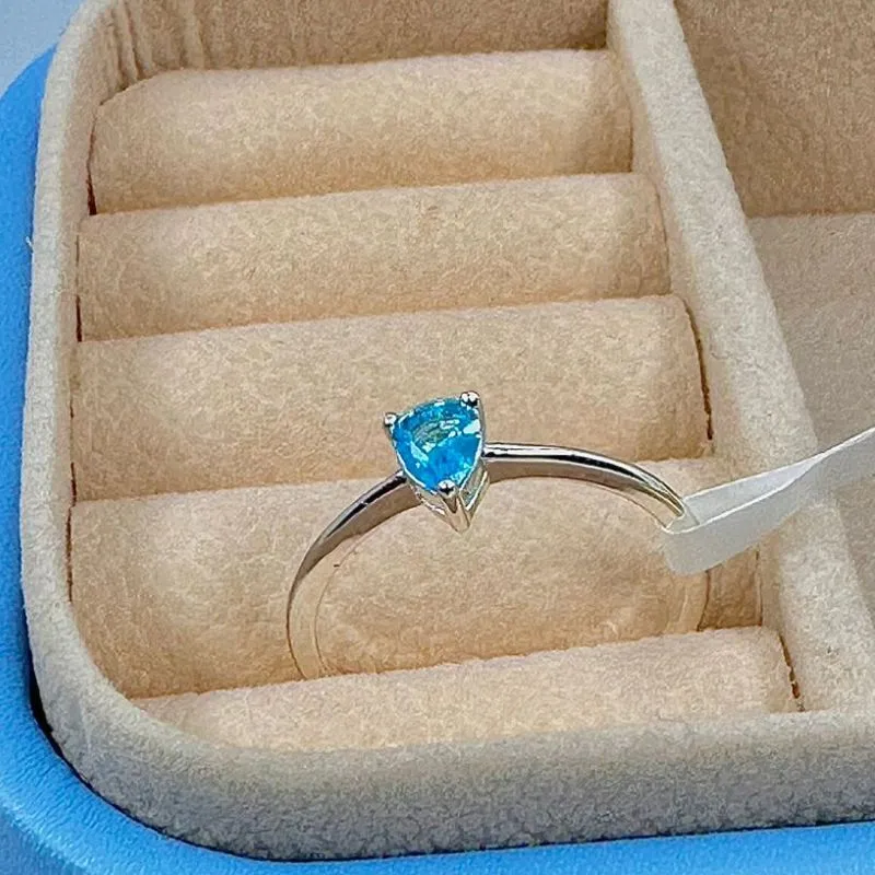 ANEL PEDRA OVAL AZUL CLARO AP2082