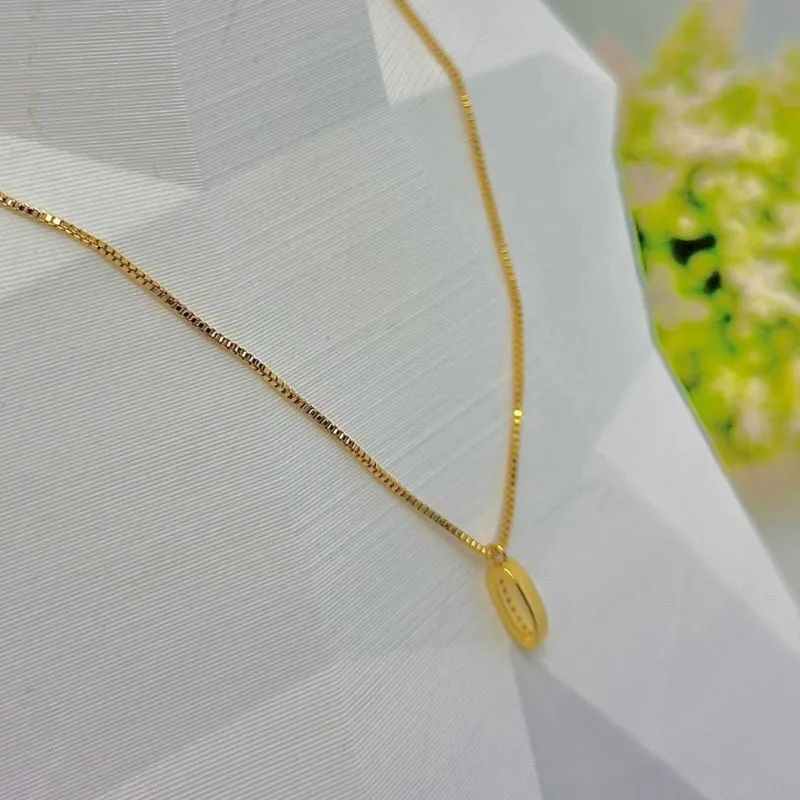 COLAR DISCRETO CRAVEJADO CO2058